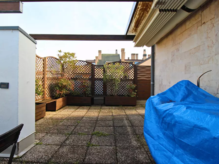 Immagine 22 di Attico in vendita  in Viale Verona, 120 a Vicenza