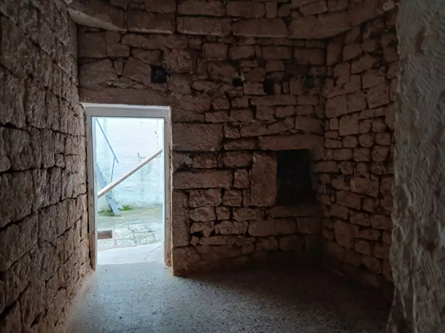 Immagine 8 di Casa indipendente in vendita  a Ostuni