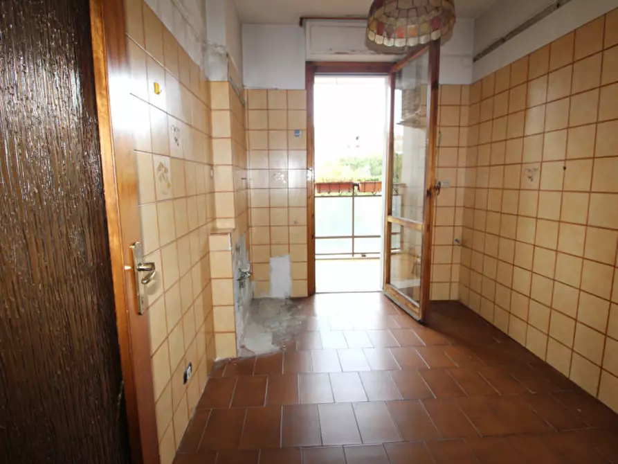 Immagine 9 di Appartamento in vendita  in Via Curzio Malaparte a Roma