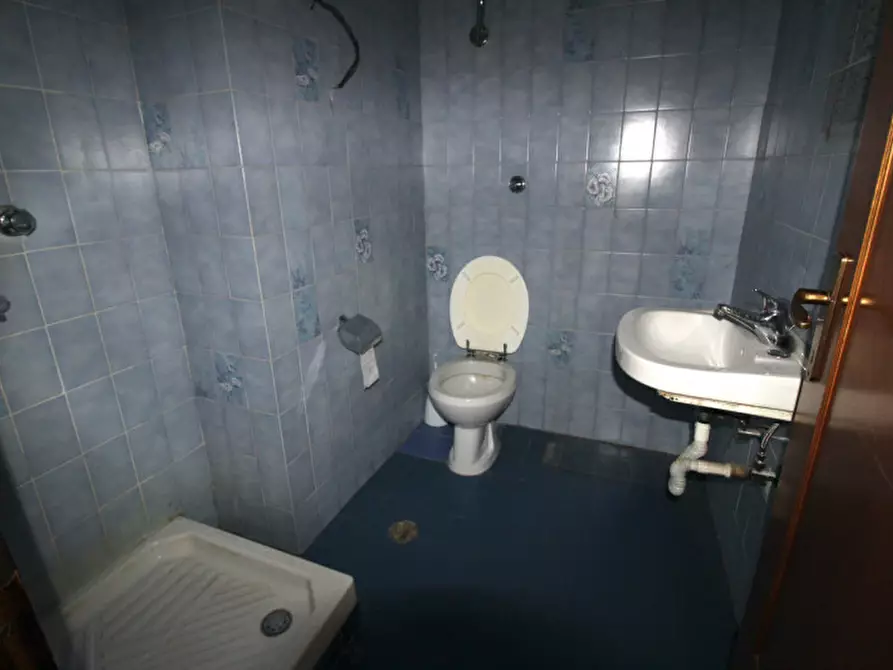 Immagine 12 di Appartamento in vendita  in Via Curzio Malaparte a Roma