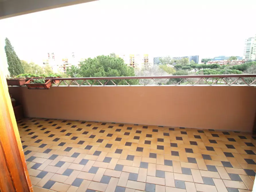 Immagine 14 di Appartamento in vendita  in Via Curzio Malaparte a Roma