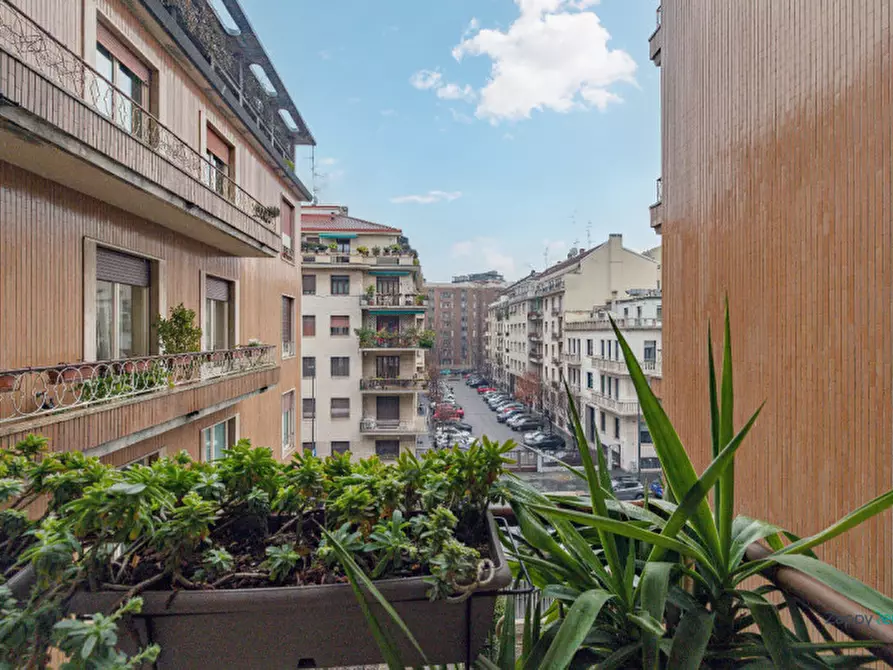 Immagine 25 di Appartamento in affitto  in Via Mauro Macchi a Milano
