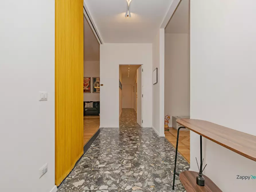 Immagine 35 di Appartamento in affitto  in Via Mauro Macchi a Milano