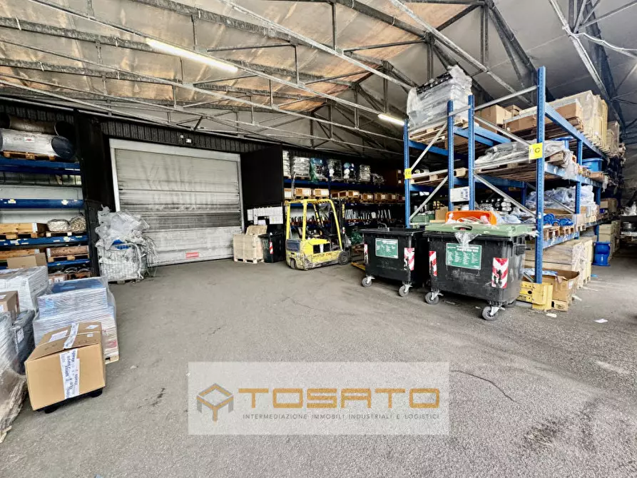 Immagine 22 di Capannone industriale in vendita  a Verona