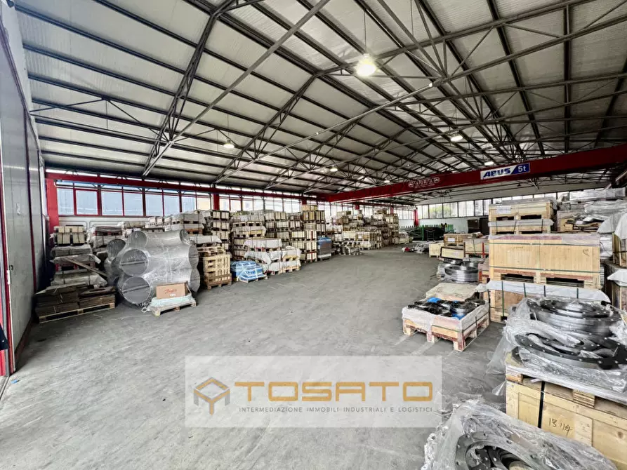 Immagine 23 di Capannone industriale in vendita  a Verona