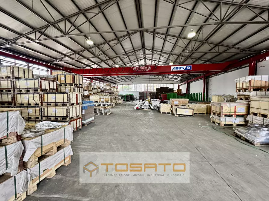 Immagine 24 di Capannone industriale in vendita  a Verona