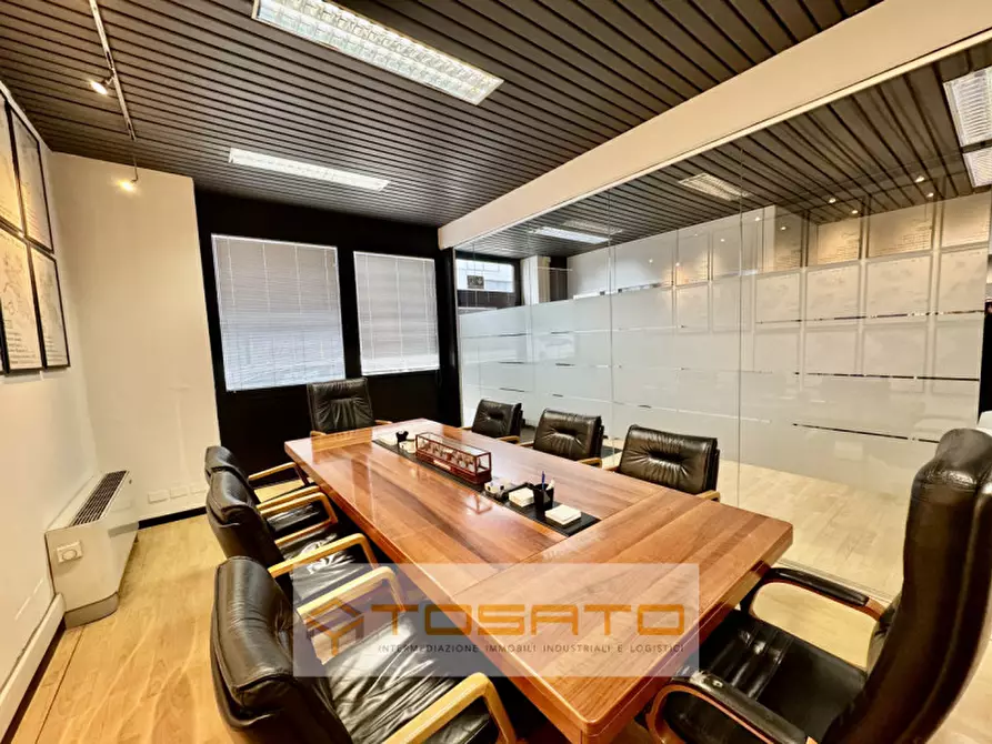 Immagine 31 di Capannone industriale in vendita  a Verona