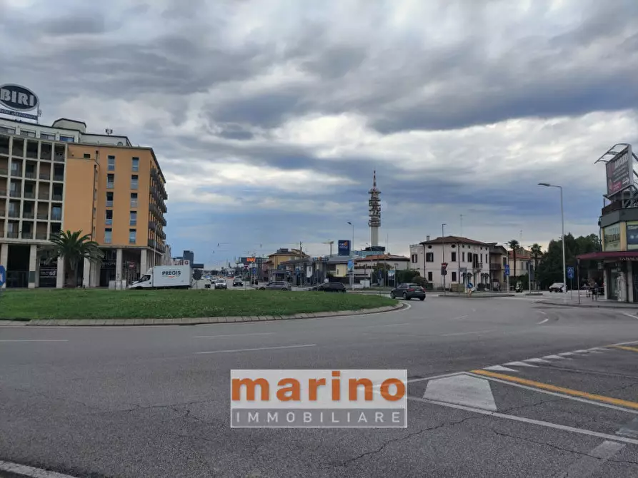 Immagine 1 di Magazzino in affitto  in Via Domenico Turazza a Padova