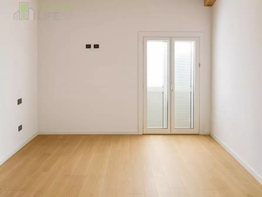 Immagine 8 di Appartamento in vendita  in Via Roma a Zanè