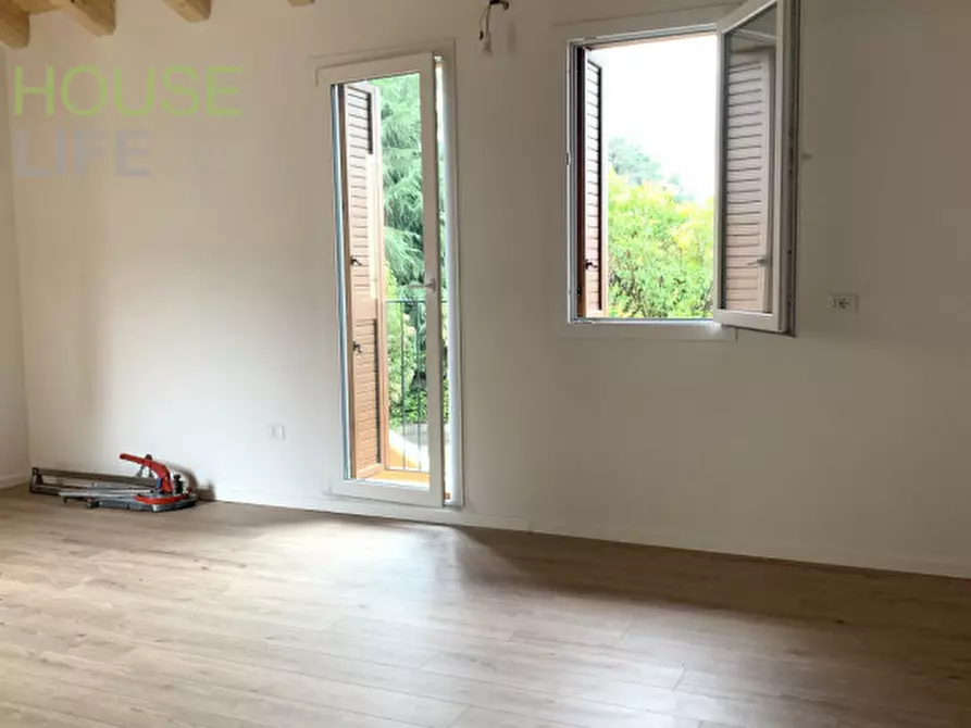 Immagine 17 di Appartamento in vendita  in Via Faccin a Schio