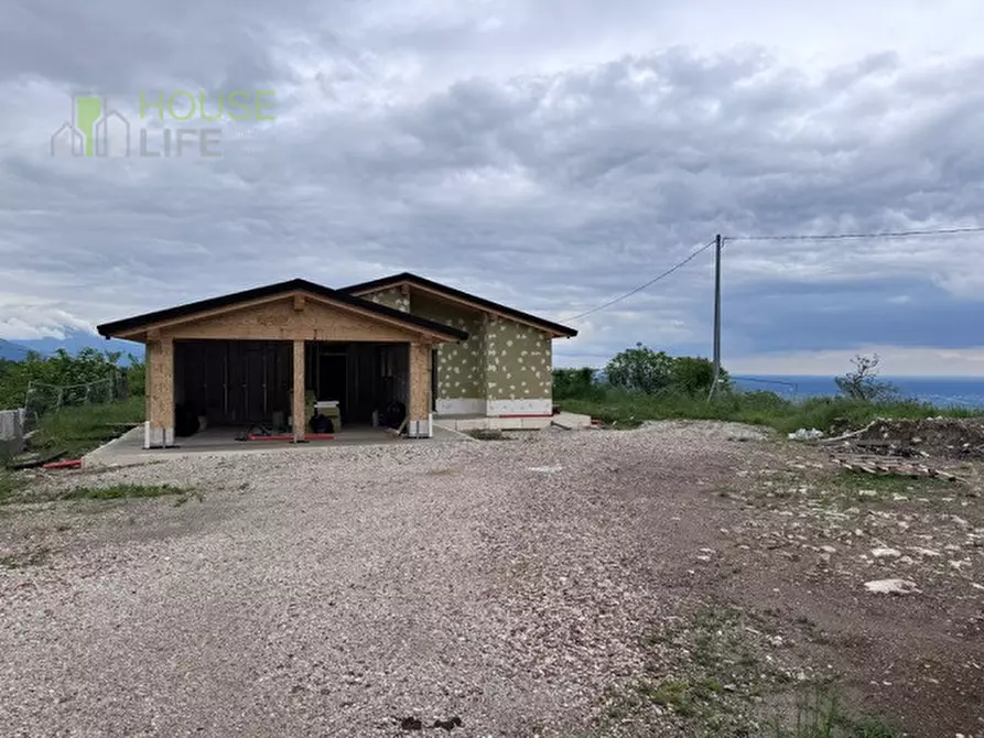 Immagine 4 di Casa indipendente in vendita  in Via Soglio a Monte Di Malo