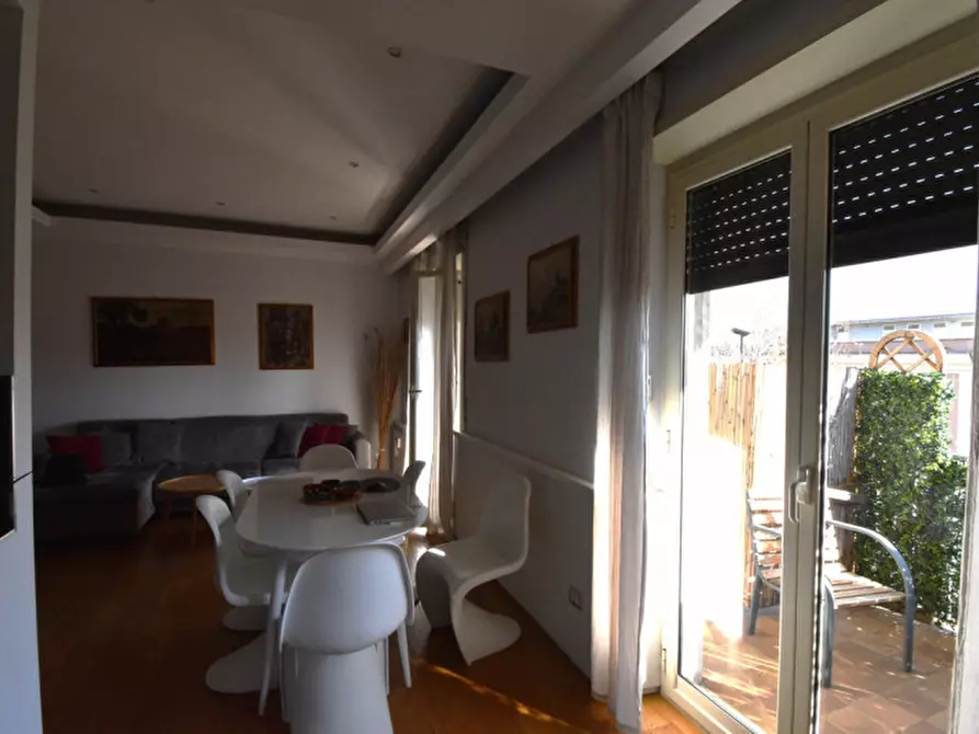 Immagine 6 di Appartamento in vendita  in Viale di Trastevere a Roma