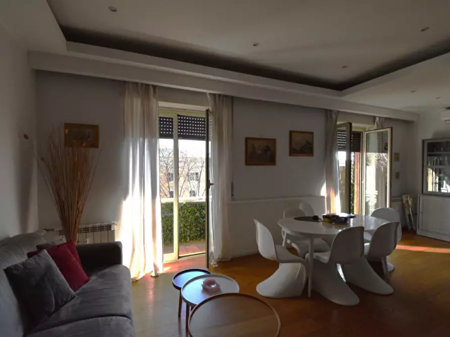 Immagine 11 di Appartamento in vendita  in Viale di Trastevere a Roma