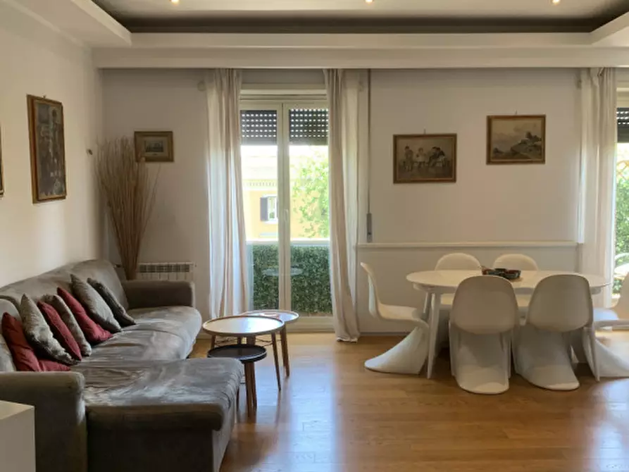 Immagine 11 di Appartamento in vendita  in Viale di Trastevere a Roma