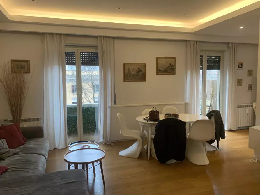 Immagine 12 di Appartamento in vendita  in Viale di Trastevere a Roma
