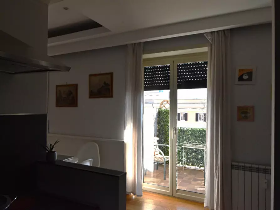 Immagine 13 di Appartamento in vendita  in Viale di Trastevere a Roma