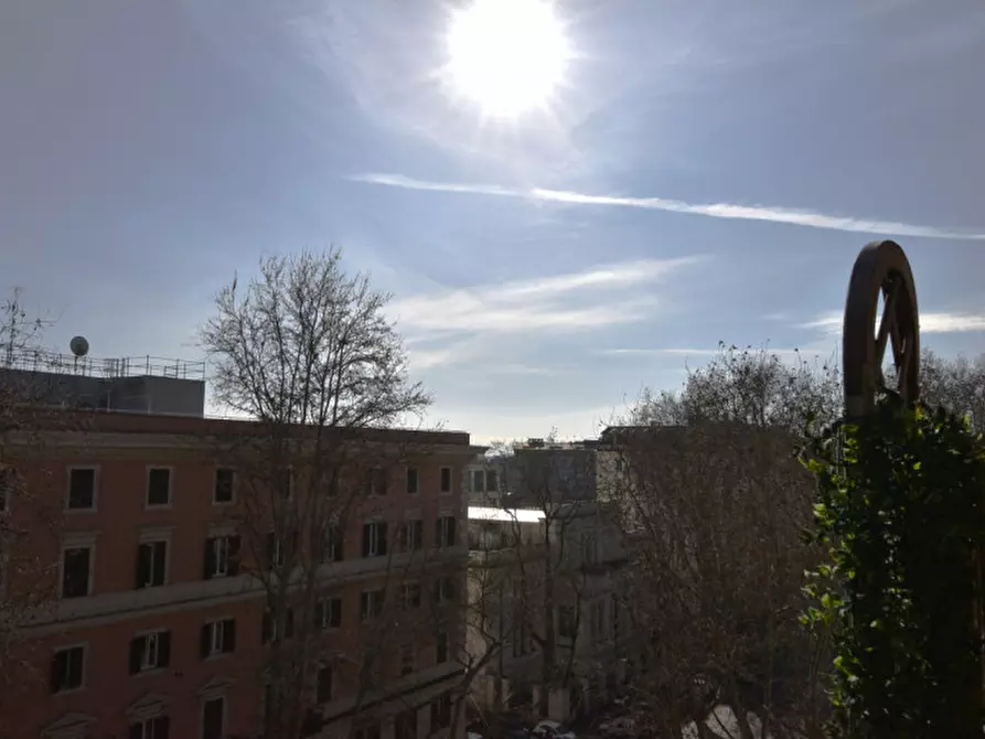 Immagine 18 di Appartamento in vendita  in Viale di Trastevere a Roma
