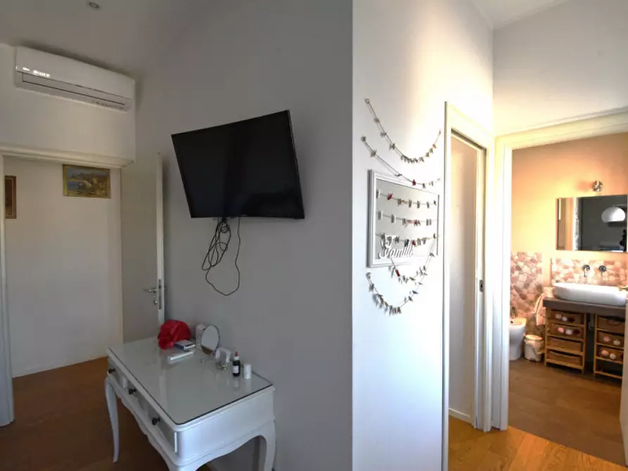 Immagine 34 di Appartamento in vendita  in Viale di Trastevere a Roma