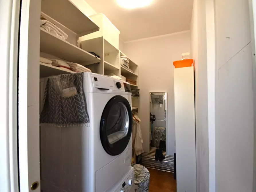 Immagine 40 di Appartamento in vendita  in Viale di Trastevere a Roma