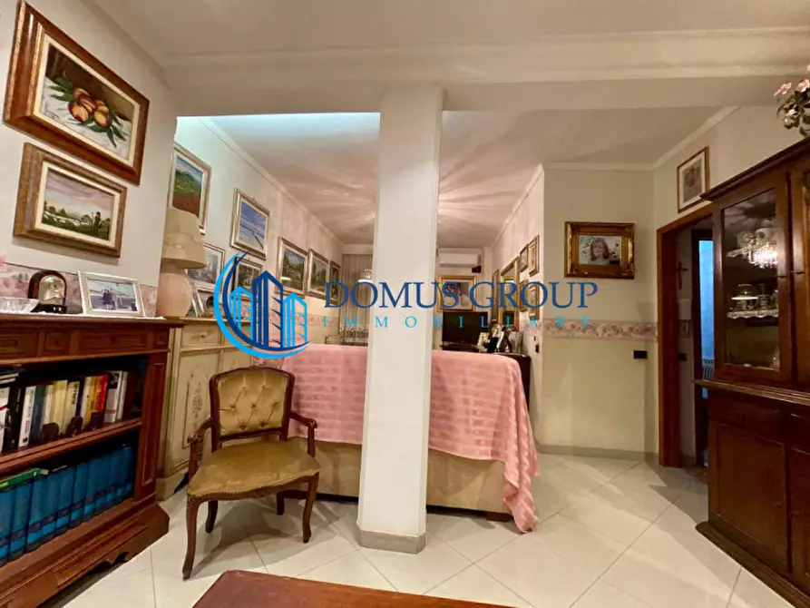 Immagine 4 di Appartamento in vendita  in Viale Guglielmo Marconi a Roma