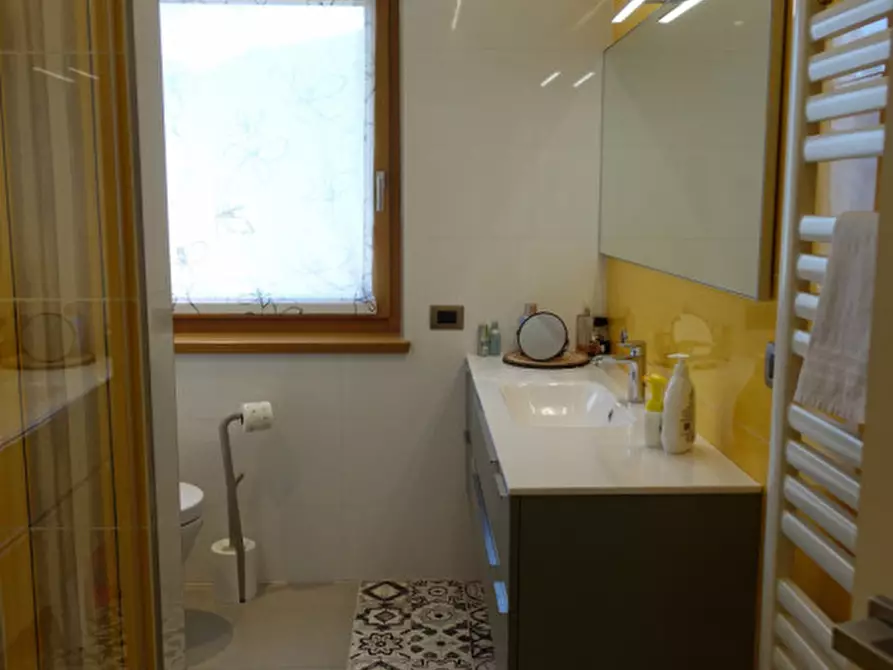 Immagine 22 di Villa in vendita  in Sporminore, via Pezzol a Sporminore