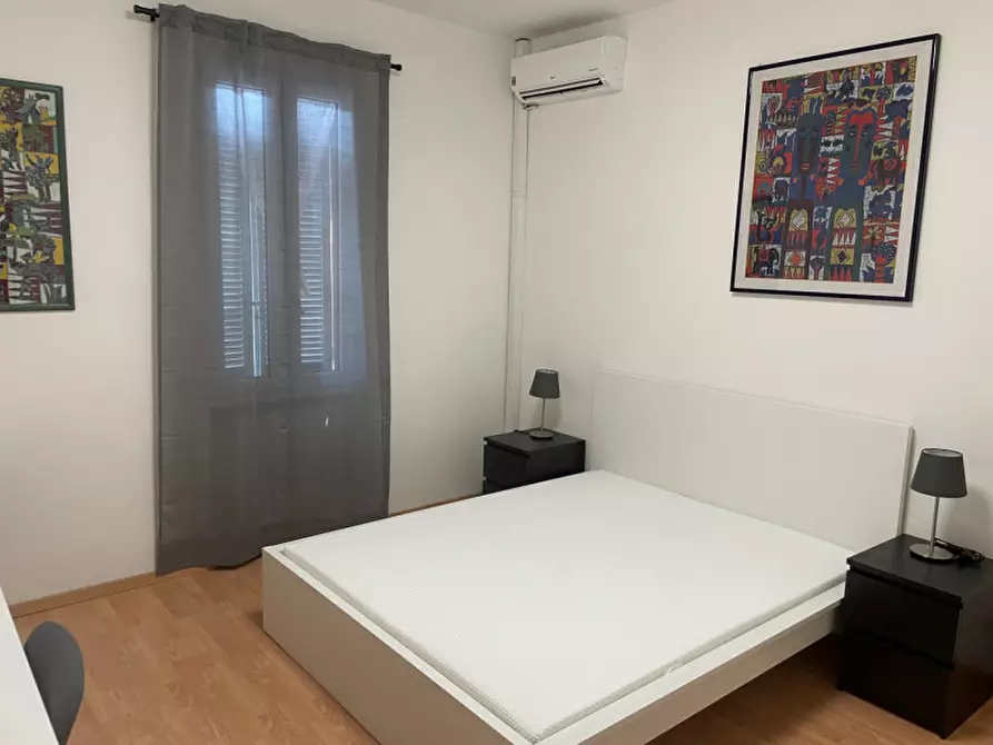 Immagine 1 di Camera in affitto  in Via Giuseppe Massarenti a Bologna