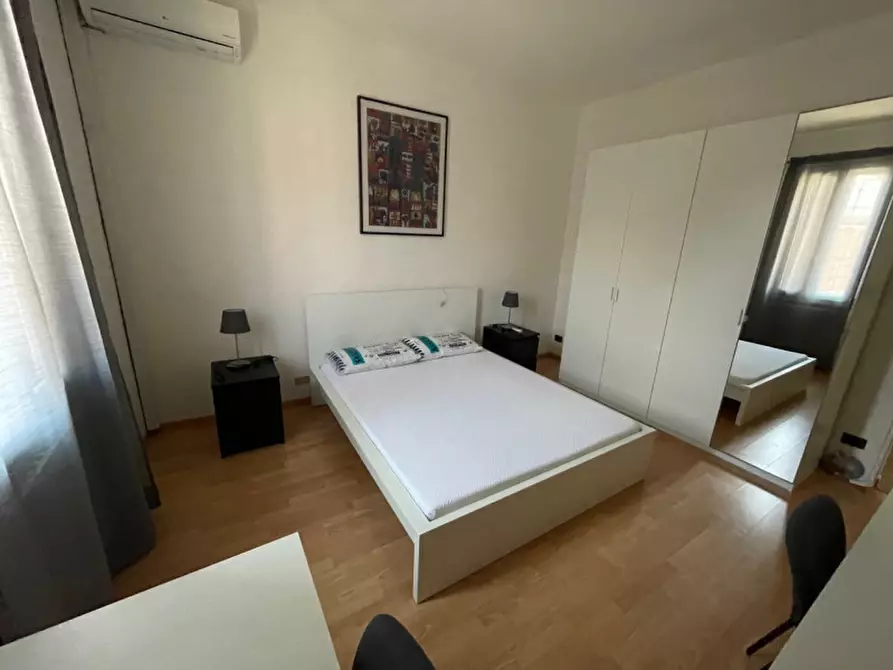 Immagine 4 di Camera in affitto  in Via Giuseppe Massarenti a Bologna