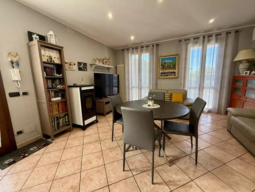 Immagine 4 di Casa bifamiliare in vendita  in Via Deserto a Este