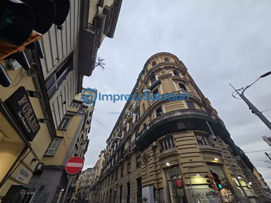 Immagine 2 di Negozio in affitto  in Via Padre Luigi Tosti a Napoli