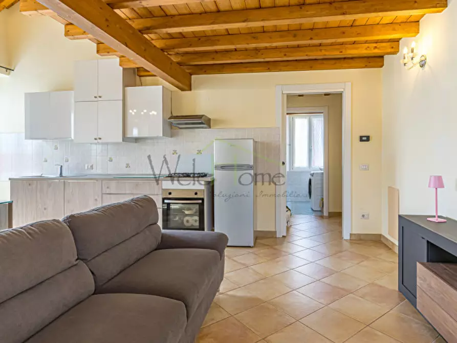 Immagine 5 di Appartamento in affitto  in Piazza Roma a Albavilla