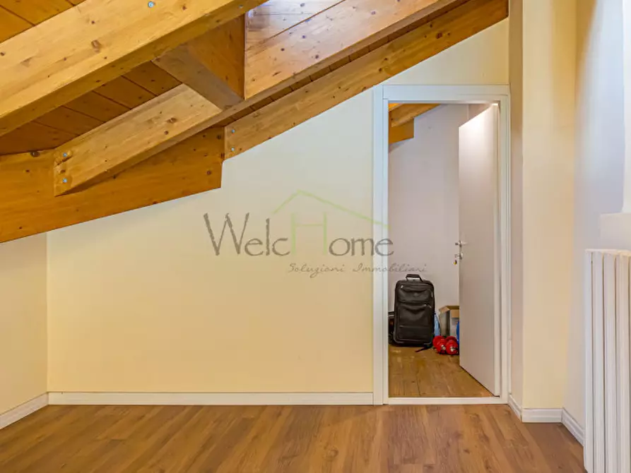 Immagine 14 di Appartamento in affitto  in Piazza Roma a Albavilla