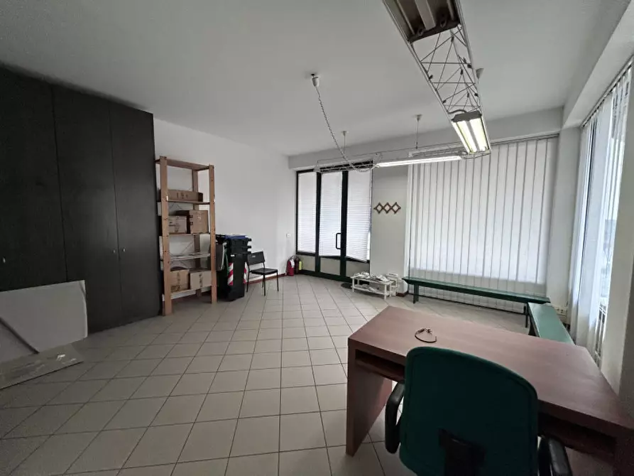 Immagine 2 di Ufficio in vendita  in VIA PEDAGNI 8 a Veggiano