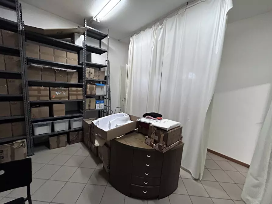 Immagine 8 di Ufficio in vendita  in VIA PEDAGNI 8 a Veggiano