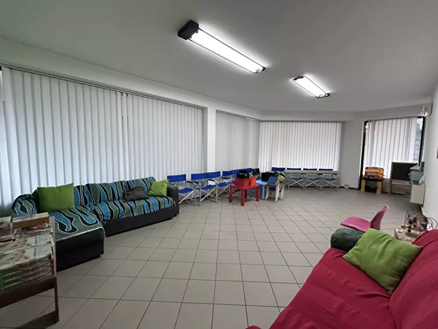 Immagine 12 di Ufficio in vendita  in VIA PEDAGNI 8 a Veggiano