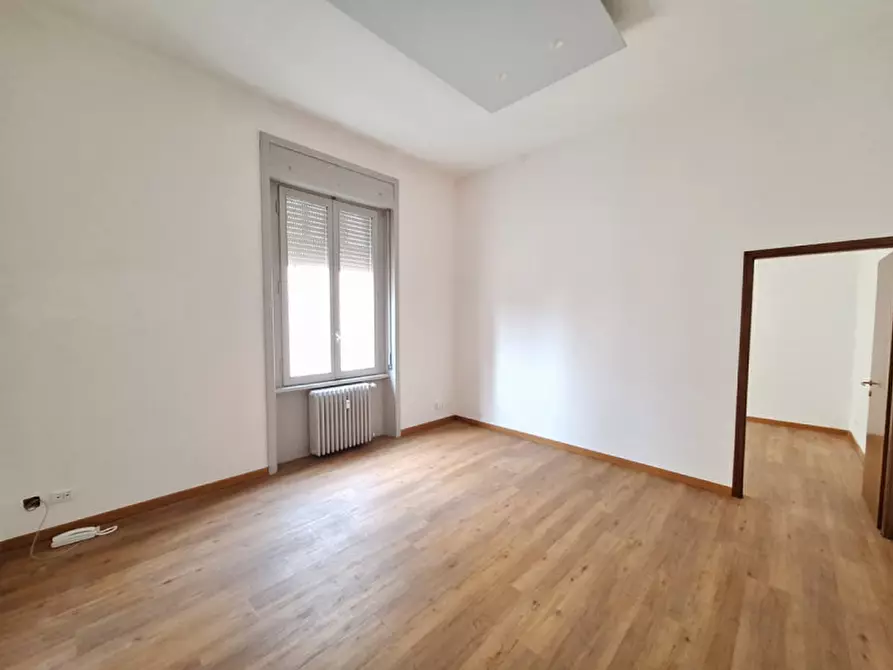 Immagine 1 di Ufficio in vendita  in Corso del Popolo a Rovigo