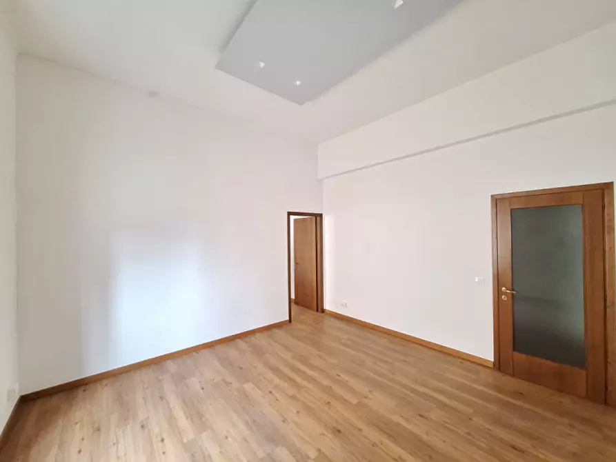 Immagine 4 di Ufficio in vendita  in Corso del Popolo a Rovigo