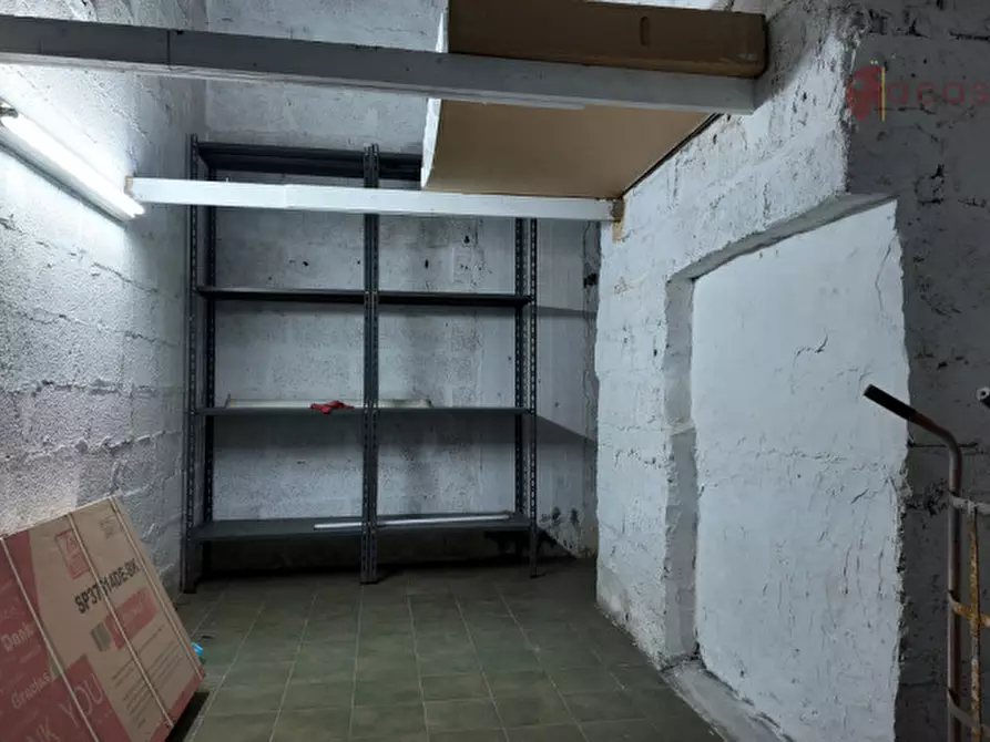 Immagine 4 di Garage in vendita  in Via Giuseppe Li Bassi 76 a Palermo