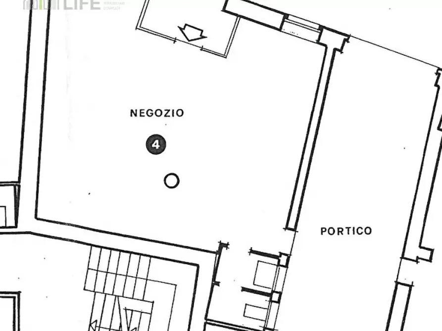 Immagine 11 di Negozio in vendita  in via Don Faccin a Schio