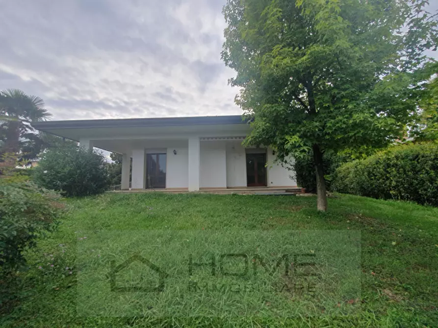 Immagine 2 di Villa in affitto  in Via degli Alpini a Camisano Vicentino