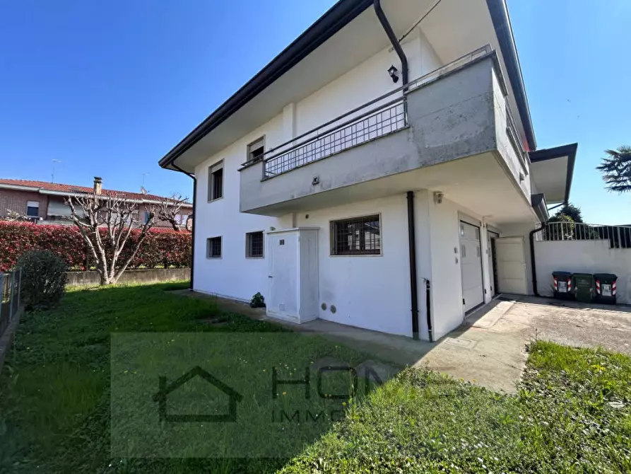 Immagine 13 di Villa in affitto  in Via degli Alpini a Camisano Vicentino