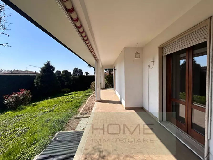 Immagine 16 di Villa in affitto  in Via degli Alpini a Camisano Vicentino