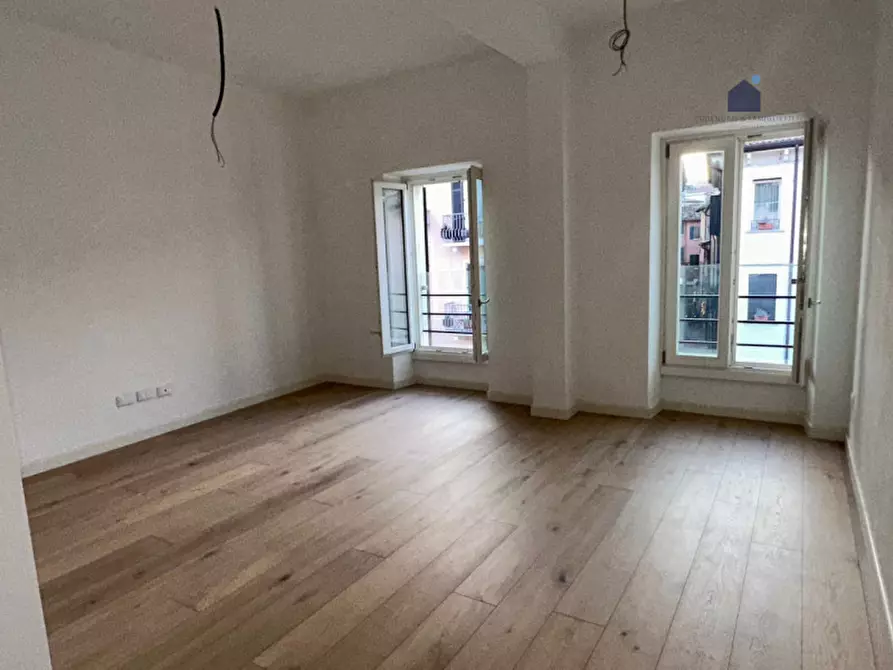 Immagine 10 di Appartamento in vendita  in Vicolo dell'interdetto a Desenzano Del Garda