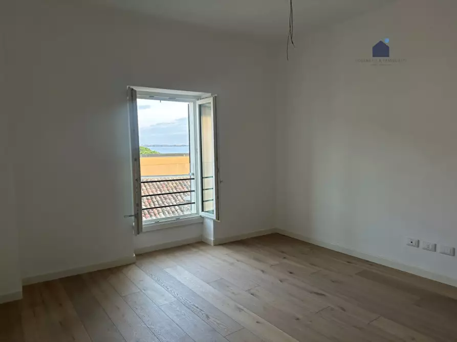 Immagine 18 di Appartamento in vendita  in Vicolo dell'interdetto a Desenzano Del Garda