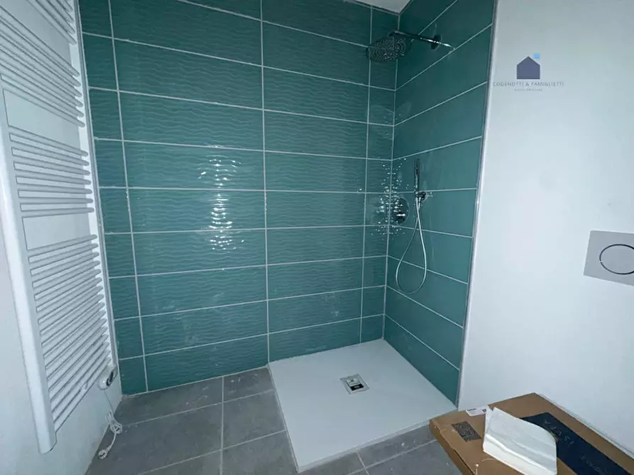 Immagine 28 di Appartamento in vendita  in Vicolo dell'interdetto a Desenzano Del Garda