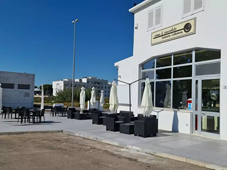 Immagine 10 di Attività commerciale in vendita  in Via Olimpia a Matino