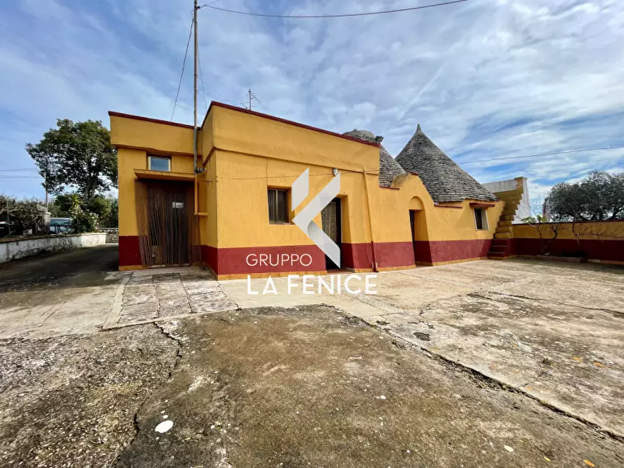 Immagine 2 di Rustico / casale in vendita  in via alberobello 123 zona C a Martina Franca