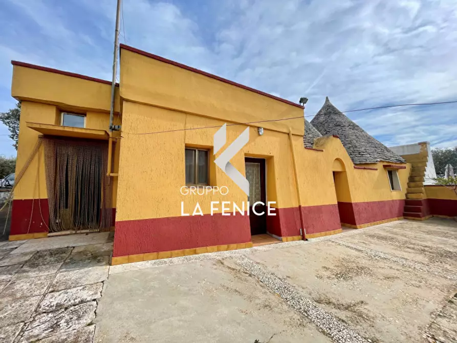 Immagine 4 di Rustico / casale in vendita  in via alberobello 123 zona C a Martina Franca