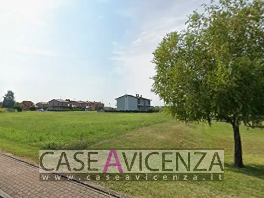 Immagine 2 di Terreno in vendita  in via roma a Albettone