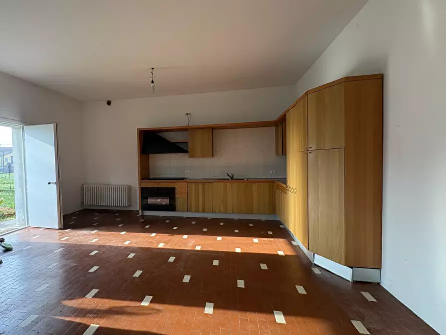 Immagine 3 di Casa bifamiliare in vendita  in Via Candiana a Bovolenta