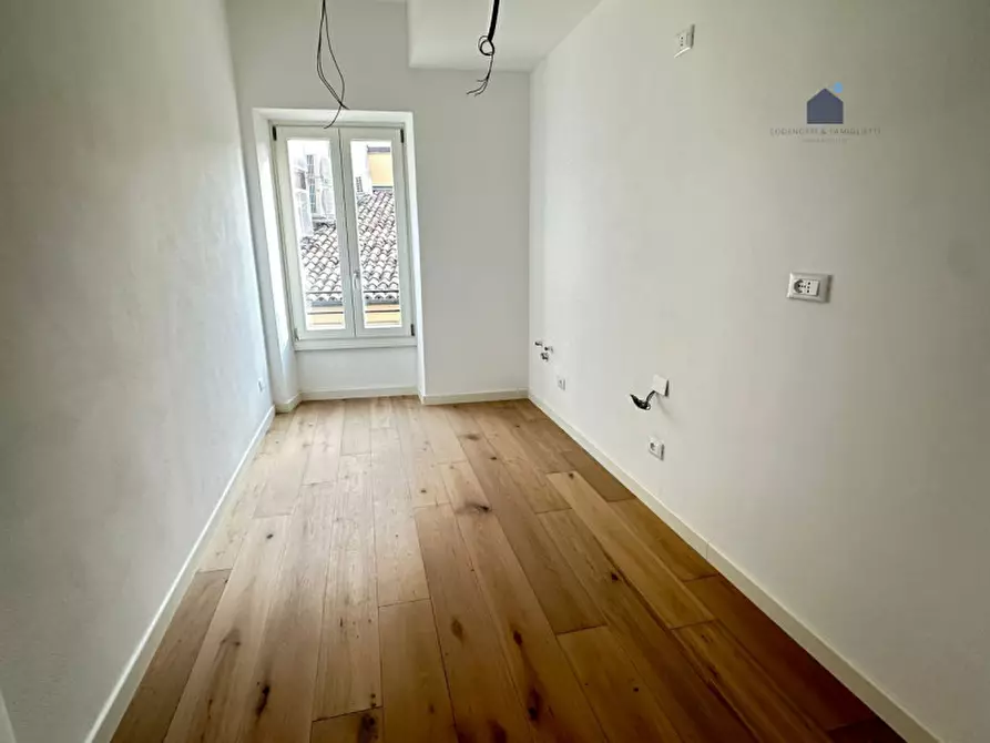 Immagine 10 di Appartamento in vendita  in Vicolo dell'Interdetto a Desenzano Del Garda